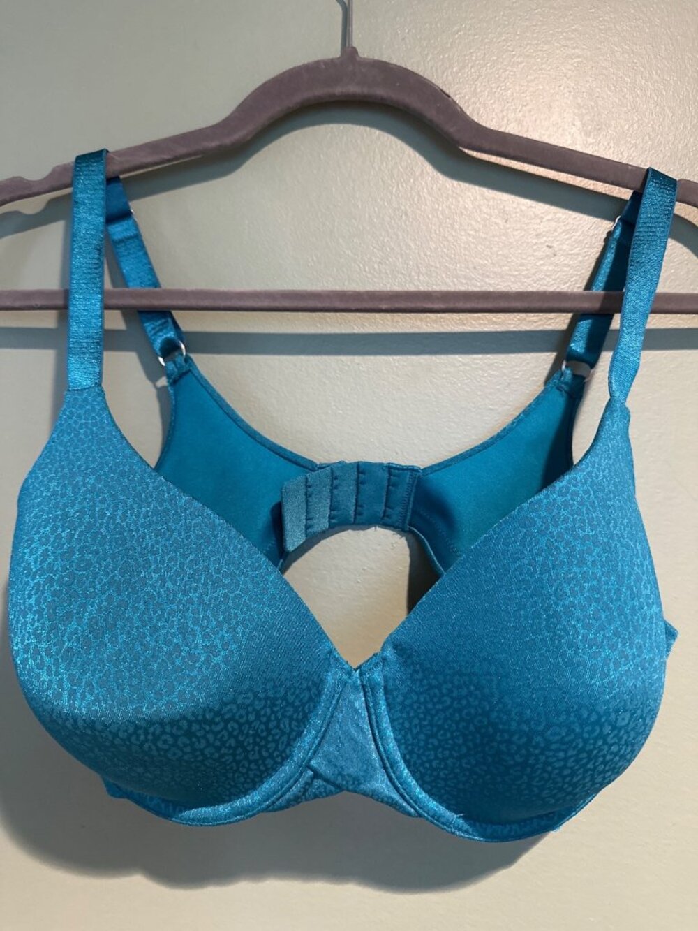 Lilyette 38D Turquoise Blue Underwire Bra Full Coverage Everyday Support